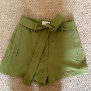Wilfred - Tie Front Shorts